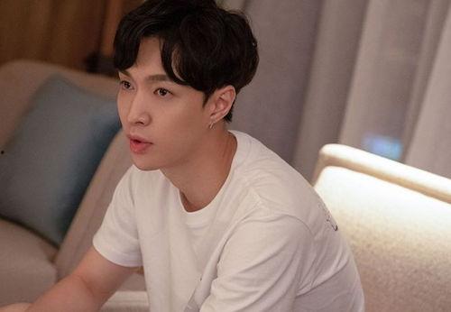 张艺兴吃瓜娱乐,娱乐圈幕后故事大揭秘